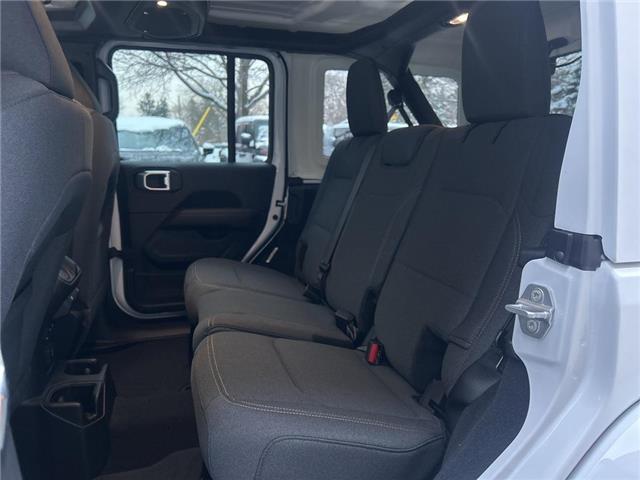 2026 Jeep Wrangler Sahara (Stk: 26-0033) in Toronto - Image 9 of 20