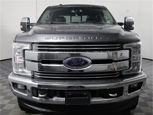 2017 Ford F-250 Lariat (Stk: A20588) in Calgary - Image 2 of 19 2017 Ford F-250 Lariat (Stk: A20588) in Calgary - Image 2 of 19