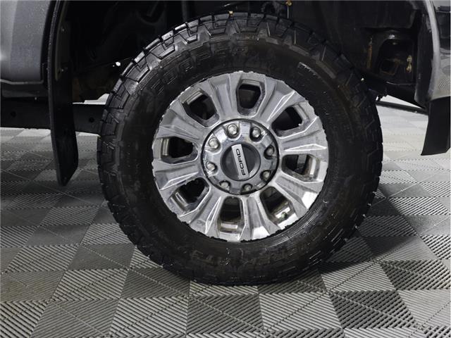 2017 Ford F-250 Lariat (Stk: A20588) in Calgary - Image 4 of 19 2017 Ford F-250 Lariat (Stk: A20588) in Calgary - Image 4 of 19