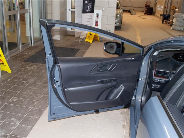 2026 Toyota Prius Plug-In Hybrid SE (Stk: 26566) in Kingston - Image 13 of 15