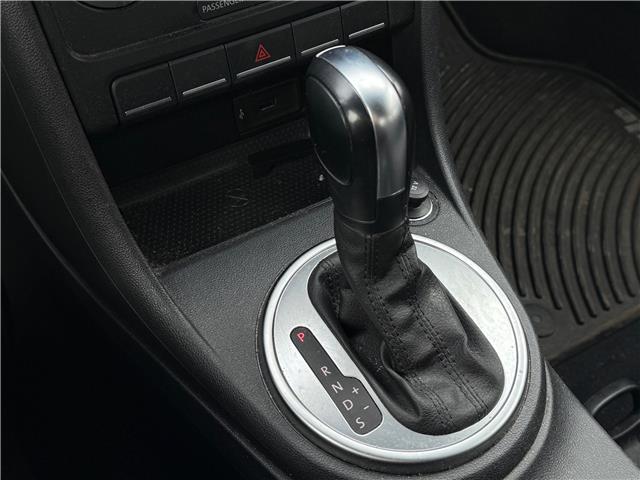 2016 Volkswagen Beetle 1.8 TSI Trendline (Stk: 6442A) in Welland - Image 11 of 15