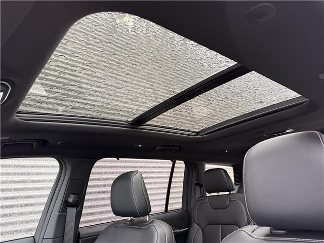 2025 Jeep Grand Cherokee L Limited (Stk: 25588) in London - Image 9 of 26