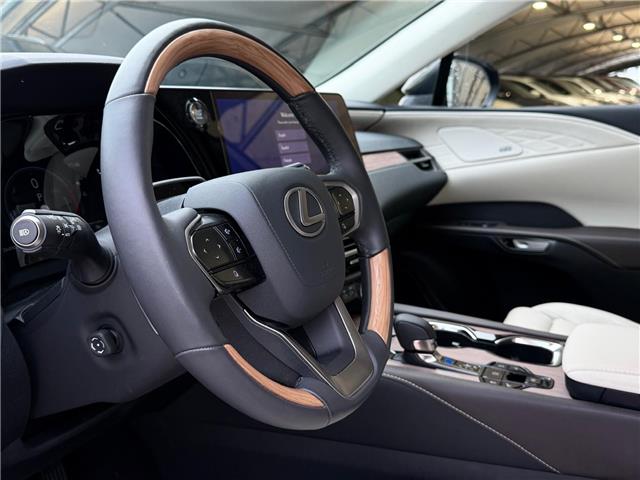 2024 Lexus RX 350 Base (Stk: 4608A) in Calgary - Image 5 of 19
