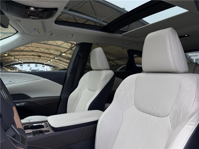 2024 Lexus RX 350 Base (Stk: 4608A) in Calgary - Image 6 of 19