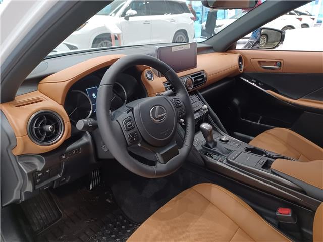 2025 Lexus IS 300 Base (Stk: 258031) in Regina - Image 11 of 21
