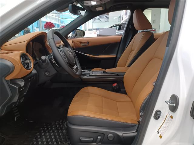 2025 Lexus IS 300 Base (Stk: 258031) in Regina - Image 10 of 21