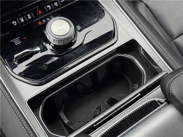 2024 Jeep Wagoneer Series II Carbide (Stk: 6422) in Welland - Image 13 of 23