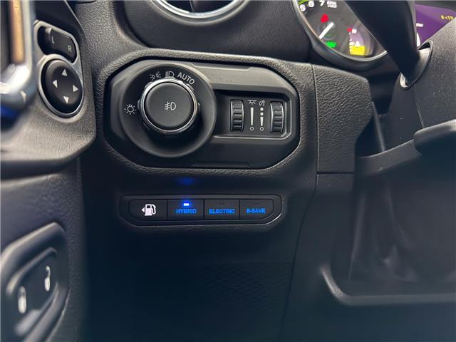 2022 Jeep Wrangler 4xe (PHEV) Rubicon (Stk: 25485DA) in London - Image 20 of 24