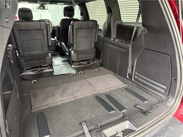 2020 Dodge Grand Caravan Premium Plus (Stk: 25205DB) in London - Image 8 of 31