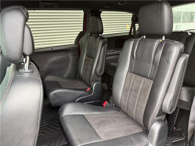 2020 Dodge Grand Caravan Premium Plus (Stk: 25205DB) in London - Image 12 of 31