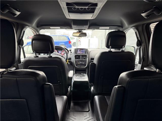 2020 Dodge Grand Caravan Premium Plus (Stk: 25205DB) in London - Image 27 of 31