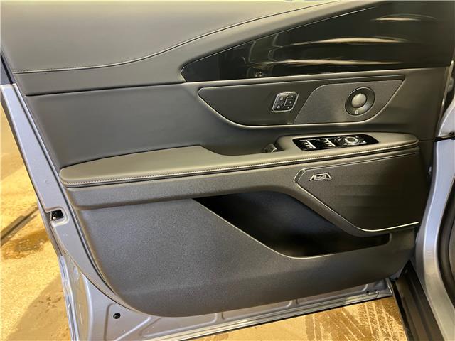 2026 Lincoln Nautilus Premiere (Stk: 25NT43) in St.Paul - Image 3 of 10