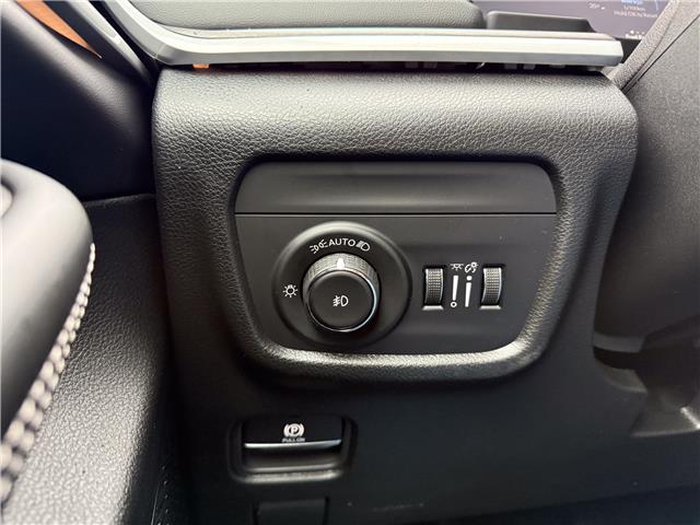 2025 Jeep Grand Cherokee Limited (Stk: 25582) in London - Image 22 of 27