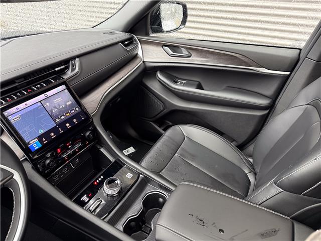 2025 Jeep Grand Cherokee Limited (Stk: 25582) in London - Image 19 of 27