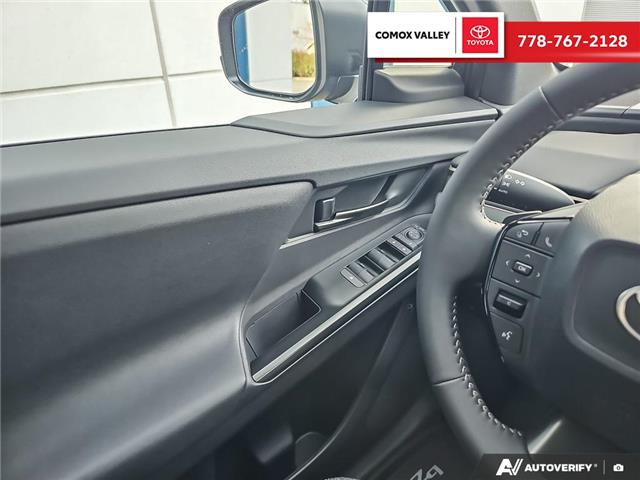 2026 Toyota bZ XLE (Stk: TB002002) in Courtenay - Image 17 of 25