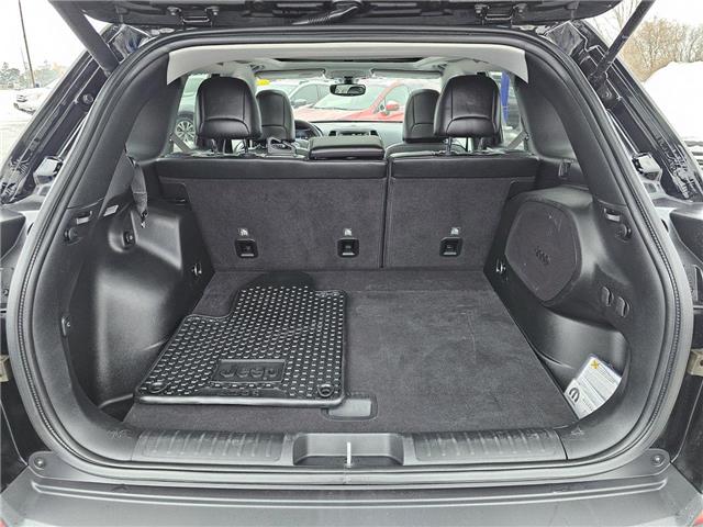 2022 Jeep Cherokee Trailhawk (Stk: 2105766A) in Whitby - Image 15 of 16
