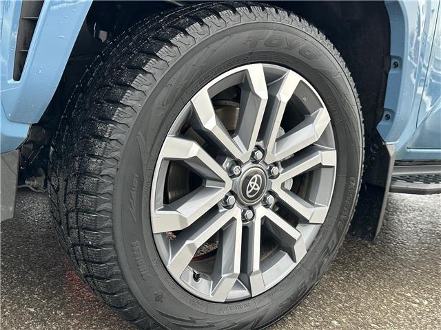 2025 Toyota 4Runner Base (Stk: W6973) in Cobourg - Image 2 of 30