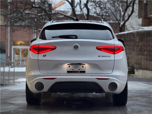 2023 Alfa Romeo Stelvio ti (Stk: 429U) in Toronto - Image 9 of 30