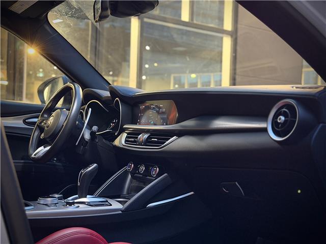 2023 Alfa Romeo Stelvio ti (Stk: 429U) in Toronto - Image 26 of 30