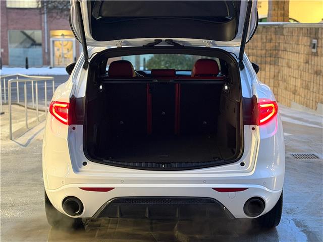 2023 Alfa Romeo Stelvio ti (Stk: 429U) in Toronto - Image 10 of 30