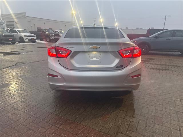 2018 Chevrolet Cruze LT Auto (Stk: 5B026A) in Blenheim - Image 5 of 11