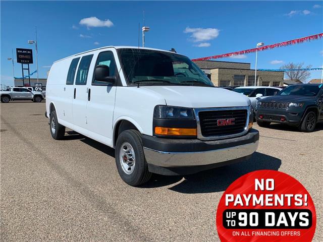 2025 GMC Savana 3500 Work Van (Stk: 218779) in Medicine Hat - Image 1 of 19