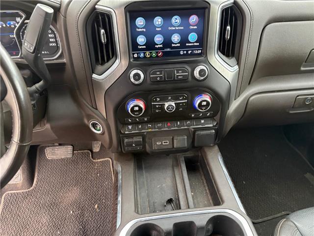 2022 GMC Sierra 3500HD Denali (Stk: 380244) in Claresholm - Image 11 of 15