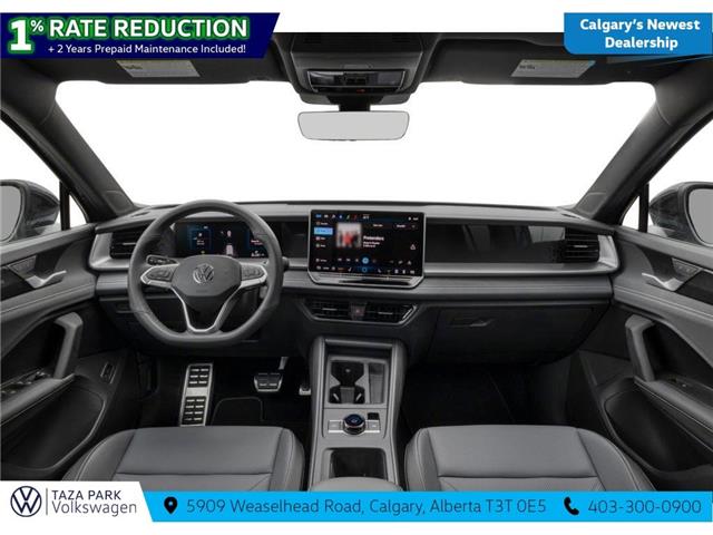 2026 Volkswagen Tiguan Comfortline R-Line Black Edition (Stk: TT-023) in Calgary - Image 5 of 11