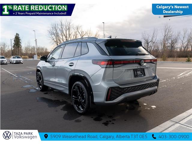 2026 Volkswagen Tiguan Comfortline R-Line Black Edition (Stk: TT-059) in Calgary - Image 7 of 25