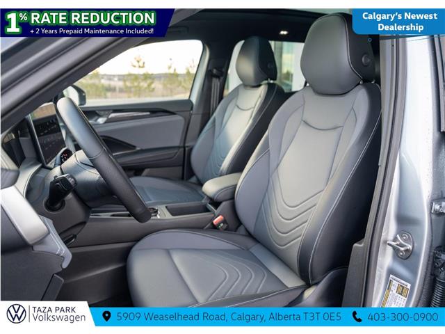 2026 Volkswagen Tiguan Comfortline R-Line Black Edition (Stk: TT-059) in Calgary - Image 15 of 25