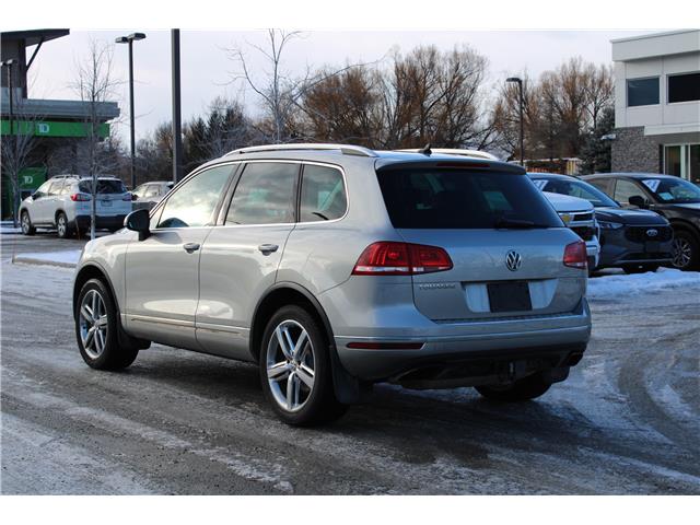 2017 Volkswagen Touareg 3.6L Execline (Stk: 01352U) in Cranbrook - Image 6 of 28