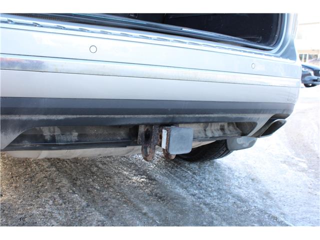2017 Volkswagen Touareg 3.6L Execline (Stk: 01352U) in Cranbrook - Image 13 of 28