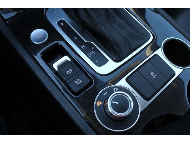 2017 Volkswagen Touareg 3.6L Execline (Stk: 01352U) in Cranbrook - Image 24 of 28