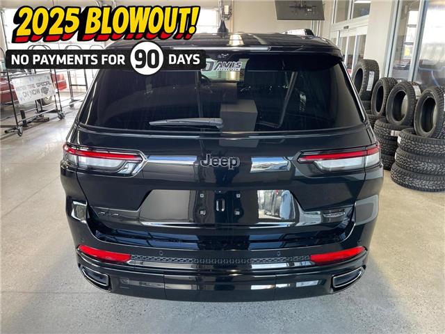 2025 Jeep Grand Cherokee L Summit (Stk: 25002) in Fort Macleod - Image 5 of 33