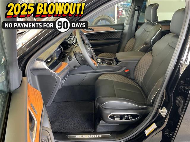 2025 Jeep Grand Cherokee L Summit (Stk: 25002) in Fort Macleod - Image 7 of 33