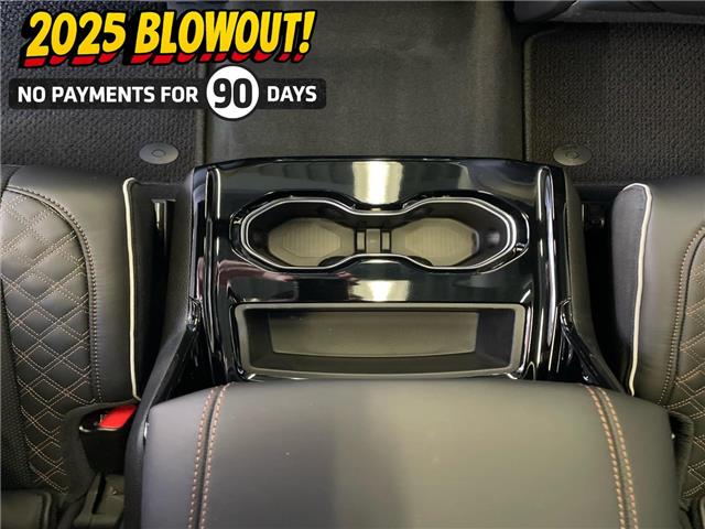 2025 Jeep Grand Cherokee L Summit (Stk: 25002) in Fort Macleod - Image 17 of 33