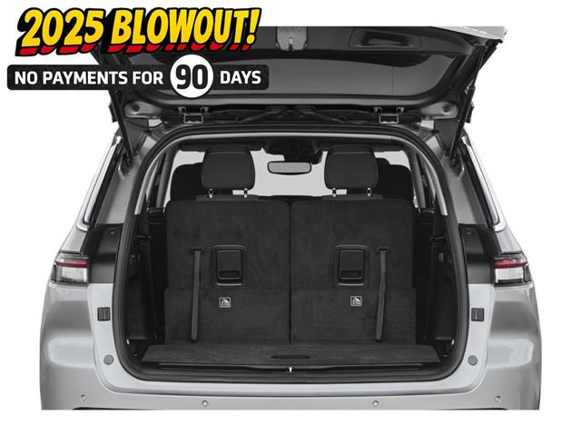 2025 Jeep Grand Cherokee L Laredo (Stk: 30467) in Fort Macleod - Image 8 of 12