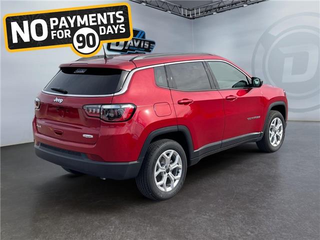 2026 Jeep Compass North (Stk: 30259) in Fort Macleod - Image 5 of 24