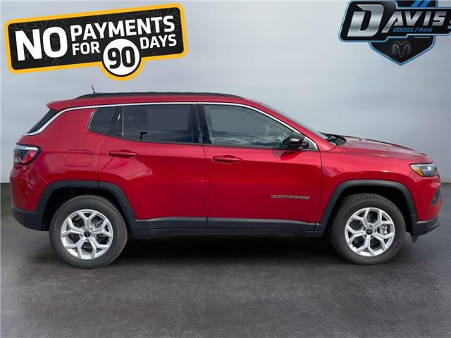 2026 Jeep Compass North (Stk: 30259) in Fort Macleod - Image 6 of 24