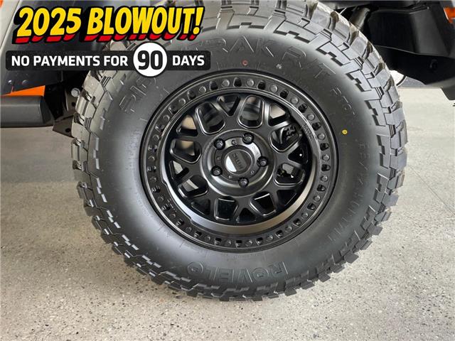 2025 Jeep Wrangler Rubicon (Stk: 30053) in Fort Macleod - Image 7 of 28