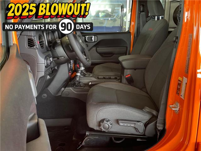 2025 Jeep Wrangler Rubicon (Stk: 30053) in Fort Macleod - Image 8 of 28