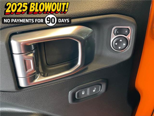 2025 Jeep Wrangler Rubicon (Stk: 30053) in Fort Macleod - Image 14 of 28