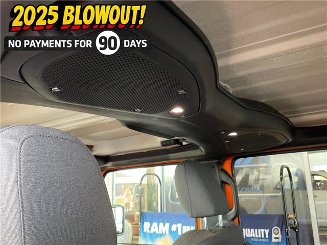 2025 Jeep Wrangler Rubicon (Stk: 30053) in Fort Macleod - Image 17 of 28