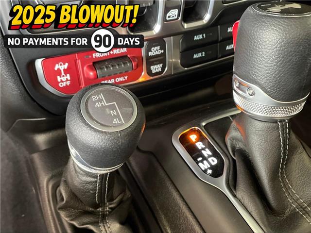 2025 Jeep Wrangler Rubicon (Stk: 30053) in Fort Macleod - Image 27 of 28