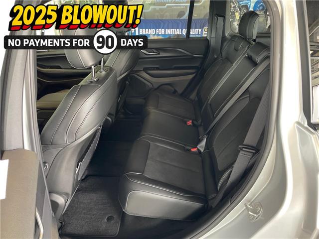 2025 Jeep Grand Cherokee Laredo (Stk: 25071) in Fort Macleod - Image 13 of 22
