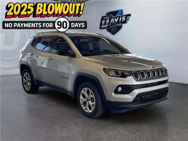 2025 Jeep Compass North (Stk: 30095) in Fort Macleod - Image 7 of 25