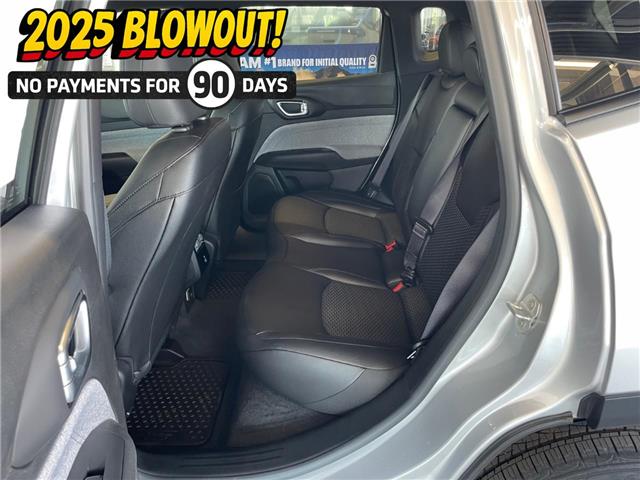 2025 Jeep Compass North (Stk: 30095) in Fort Macleod - Image 16 of 25