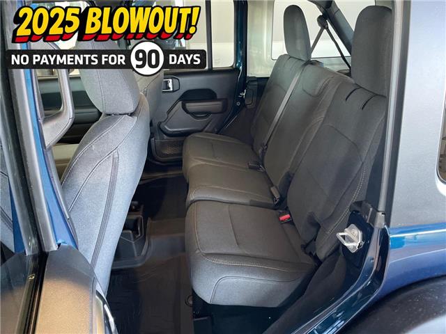 2025 Jeep Wrangler Sport (Stk: 24889) in Fort Macleod - Image 14 of 27