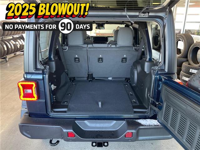 2025 Jeep Wrangler Sport (Stk: 24889) in Fort Macleod - Image 17 of 27