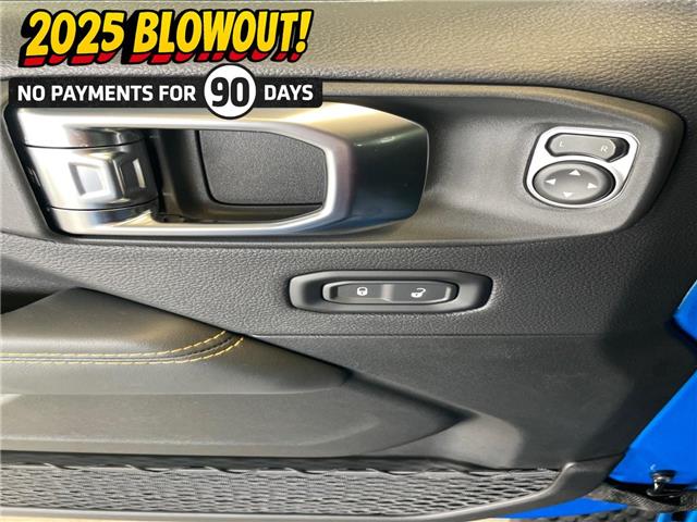 2025 Jeep Wrangler Sahara (Stk: 24880) in Fort Macleod - Image 13 of 27